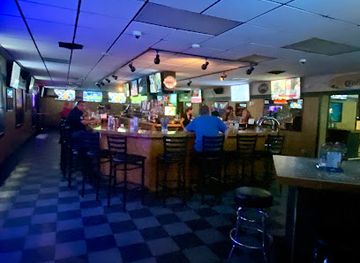 connecticut/talcott-mountain/restaurant/elmer-s-place-great-oak-s-restaurant