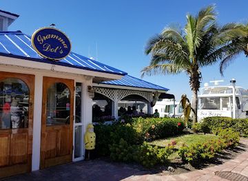 florida/fort-myers/sanibel-island/restaurant/gramma-dot-s-restaurant