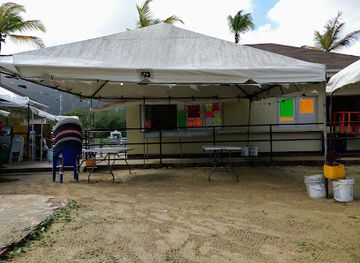 trinidad-and-tobago/maracas-bay/restaurant/anette-s-bake-shark