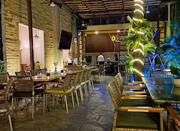 colombia/cali/el-penon/restaurant/faro-el-penon