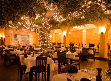 florida/panama-city-beach/restaurant/firefly