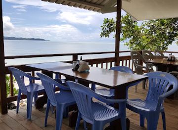 palau/angaur/restaurant/okemii-deli-internet-cafe