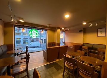 spain/madrid/gran-via/restaurant/starbucks