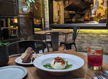 colombia/amazon/restaurant/mesa-franca