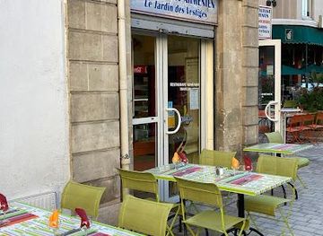 france/provence/restaurant/le-jardin-des-vestiges-restaurant-armenien