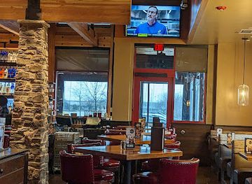 illinois/naperville/restaurant/lazy-dog-restaurant-bar