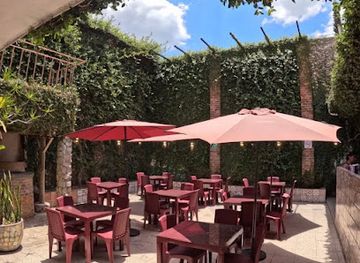 guatemala/guatemala-city/restaurant/restaurante-calle-real-gt