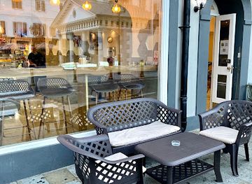 gibraltar/queensway-quay/restaurant/amar-s-kosher-bakery-restaurant