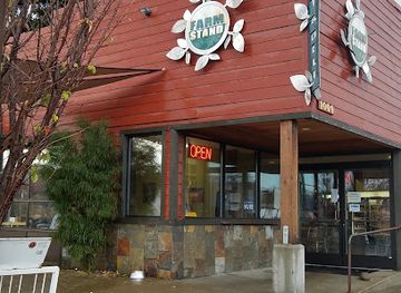 oregon/columbia-river-gorge/restaurant/farm-stand-in-the-gorge