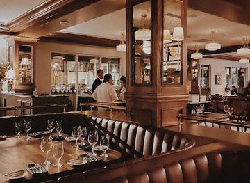 michigan/detroit/restaurant/the-statler