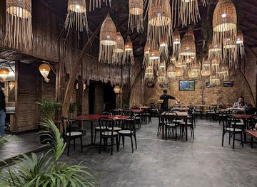 india/northeast-india/restaurant/cloud-country