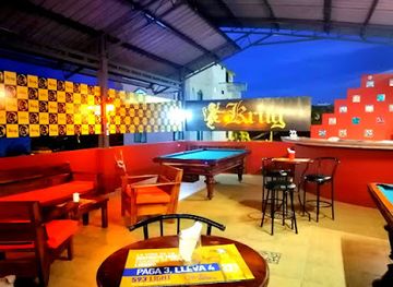 ecuador/manta/restaurant/krug-pub-manta