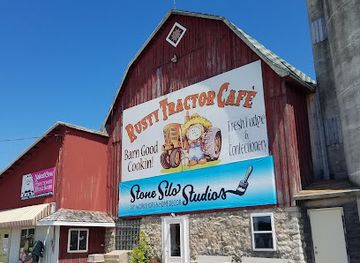 wisconsin/door-county/restaurant/rusty-tractor-door-county-breakfast-barn