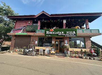 india/himalayas/restaurant/himalayan-pizza-bir