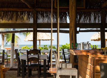 belize/dangriga/restaurant/rhum-shack-at-hopkins-bay-resort