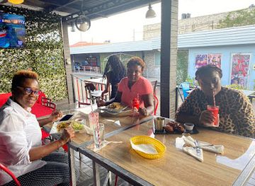 jamaica/portmore/restaurant/diced-pineapple-bar-and-grill