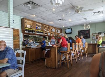 florida/honeymoon-island-state-park/restaurant/home-plate-on-the-trail-restaurant