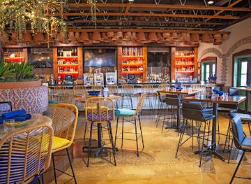 illinois/schaumburg/restaurant/fat-rosie-s-taco-tequila-bar