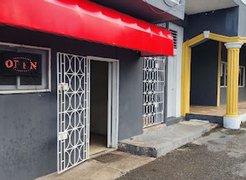 jamaica/runaway-bay/restaurant/darcia-barry-restaurant