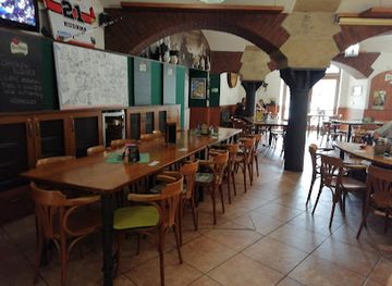 czechia/hradec-kralove/restaurant/u-lva