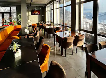 LOFT Slavsko | Лофт - панорамний ресторан