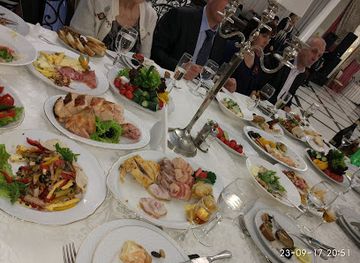 moldova/orhei-county/restaurant/versailles