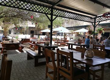namibia/usakos/restaurant/goanikontes-restaurant