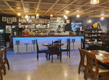 thailand/tenasserim-hills/restaurant/nadimos