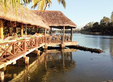 vanuatu/port-vila/restaurant/vila-chaumieres-restaurant-resort