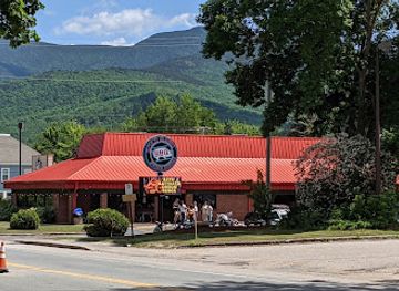new-hampshire/mount-washington-valley/restaurant/road-hawg-bbq-swine-dining