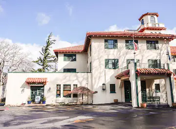 Columbia Gorge Hotel & Spa