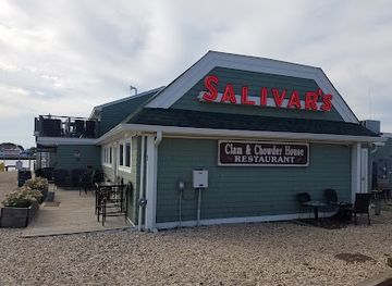 new-york/montauk/restaurant/clam-and-chowder-house-at-salivar-s-dock