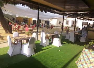 chad/hadjer-lamis/restaurant/paco-palace