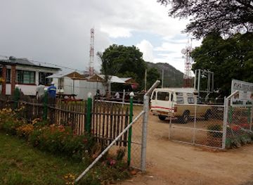 zimbabwe/nyanga/restaurant/nyanga-produce-market