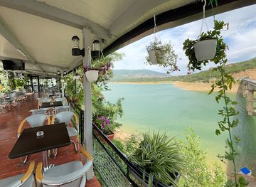 albania/kukes-region/restaurant/ura-e-drinit-te-zi