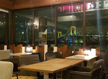 japan/tokyo/odaiba/restaurant/blue-table