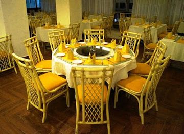 uganda/queen-elizabeth-national-park/restaurant/haandi-restaurant