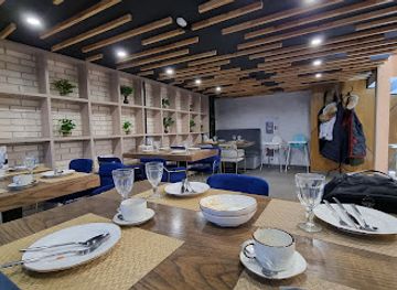 kazakhstan/atyrau/restaurant/iris