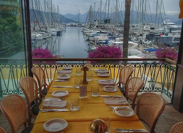 turkiye/marmaris/restaurant/pineapple-restaurant