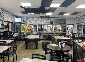 florida/fort-myers/restaurant/buzzeez-outlaw