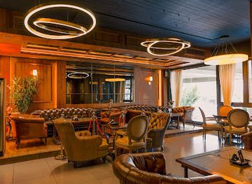 ghana/greater-accra-region/restaurant/el-padrino-lounge