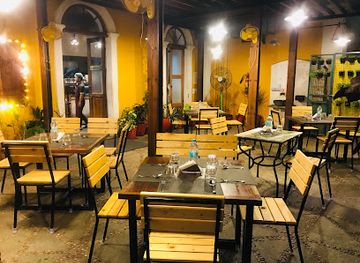 india/pondicherry/white-town/restaurant/dilliwaala6