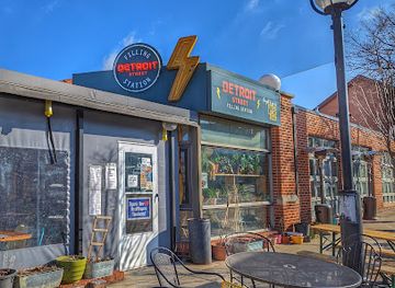 michigan/ann-arbor/restaurant/detroit-street-filling-station