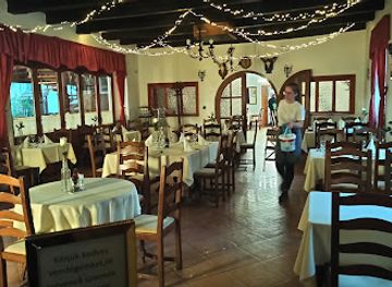 hungary/vertes-mountains/restaurant/meri-neni-kft