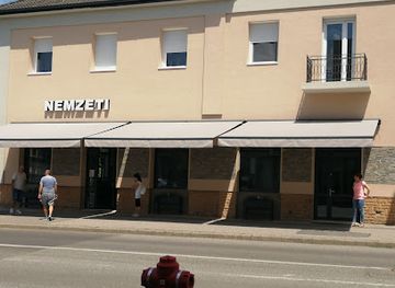 hungary/salgotarjan/restaurant/nemzeti-etterem
