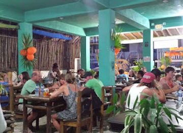 belize/san-pedro/restaurant/waruguma