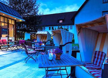 germany/mecklenburg/restaurant/ringhotel-warnemunder-hof