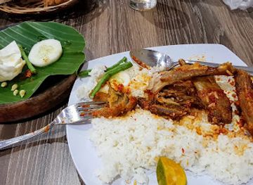 indonesia/maluku/restaurant/12-bakul-resto-ambon