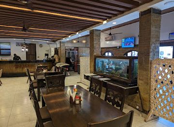 kenya/mombasa/restaurant/rozina-s