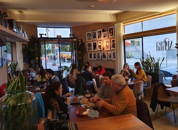 portugal/porto/boavista/restaurant/negra-cafe-boavista